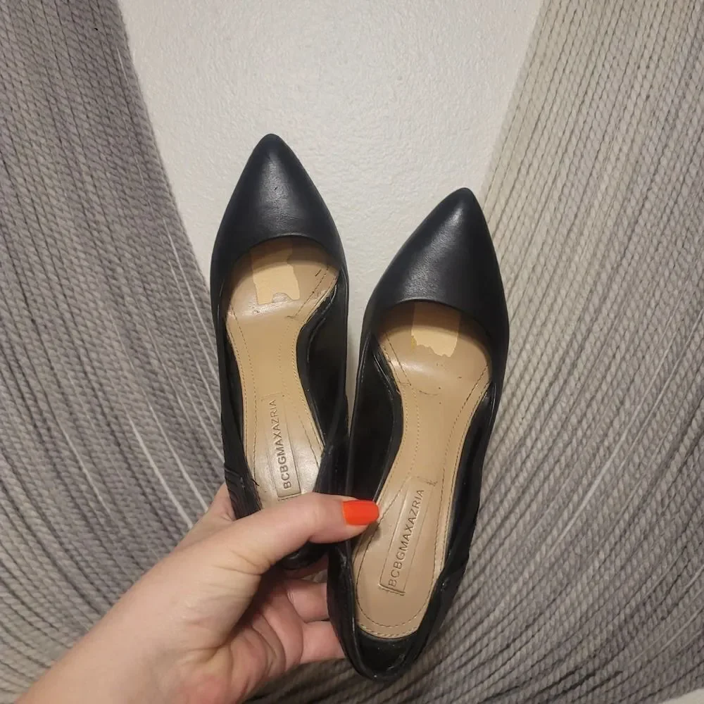 BCBGMaxazria Geometric Leather Pumps Sz 6